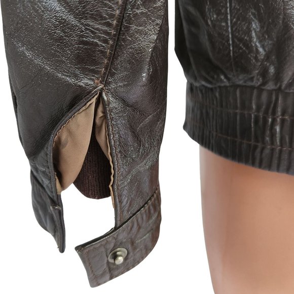 Men's Vintage Leather Bomber Jacket Soft Sheepskin Leather Removable Fur Lining - Picture 9 of 16